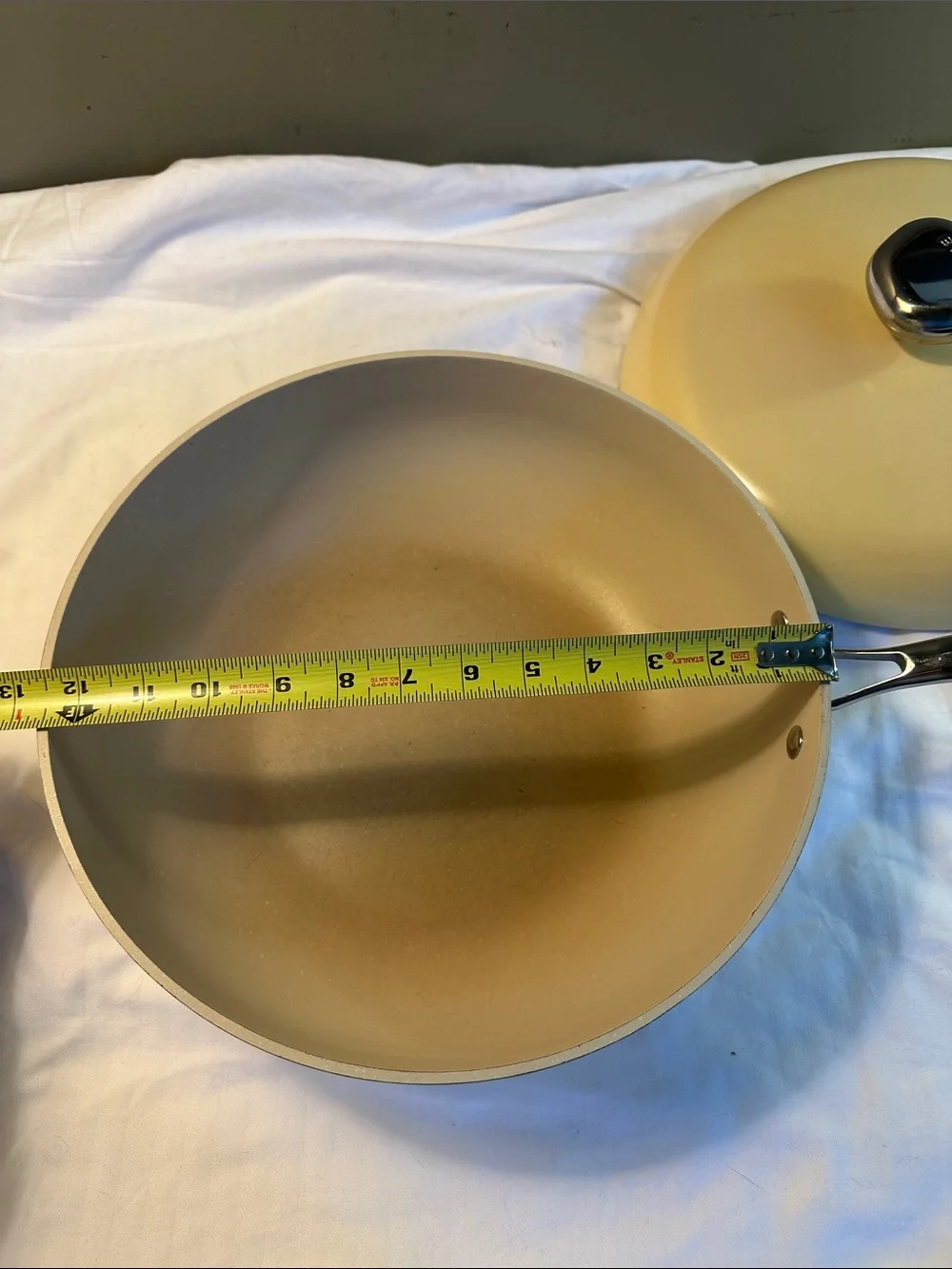 VELOSAN Creamish or yellow Nonstick Frying Pan with Lid -